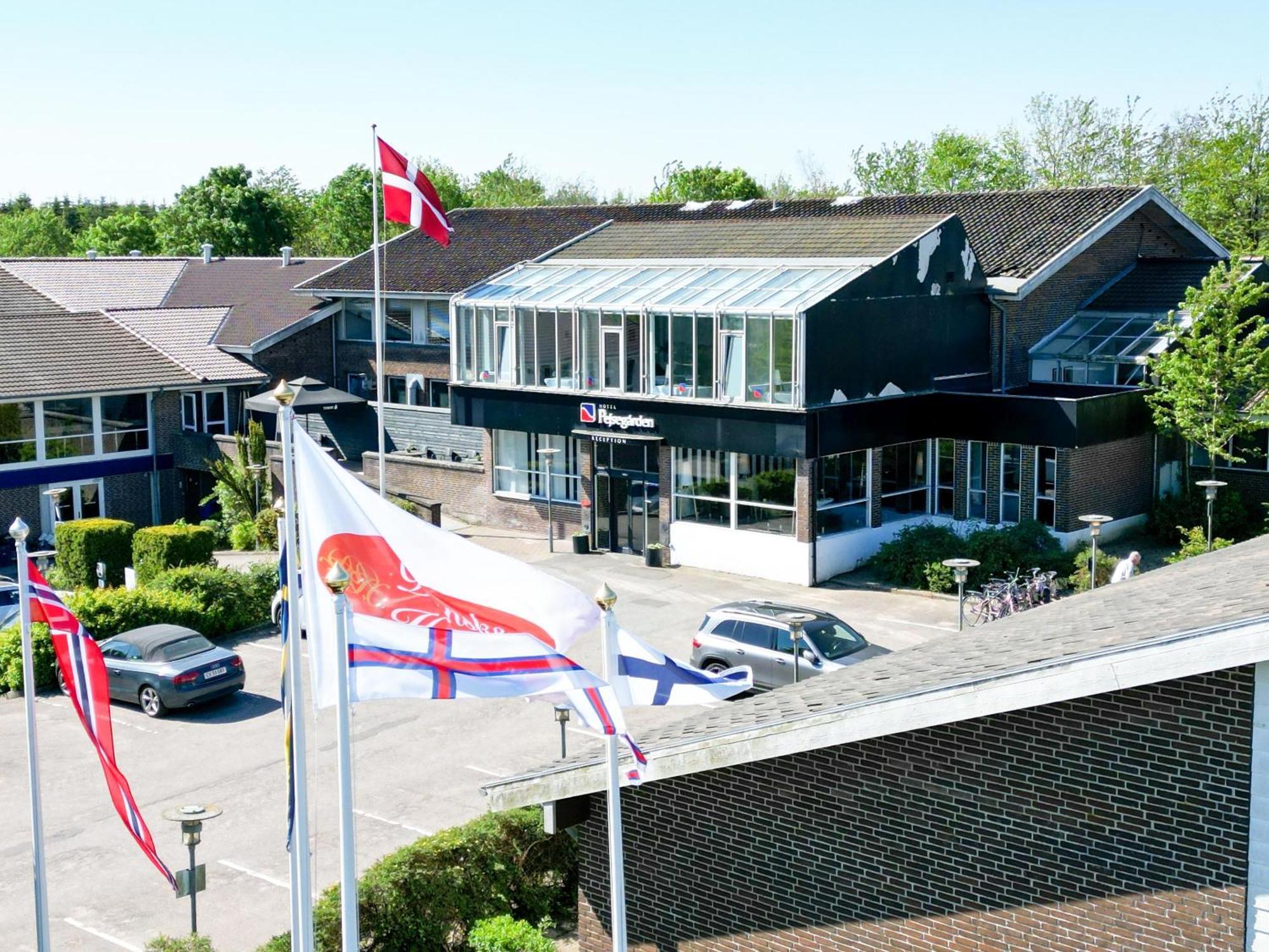 Hotel Pejsegaarden Brædstrup Exterior foto